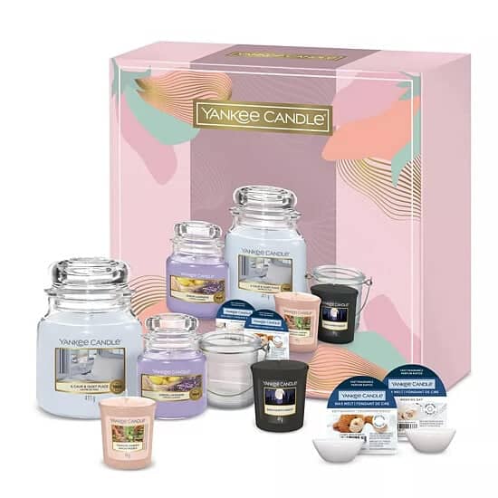 WIN this Yankee Candle Summer Gift Set