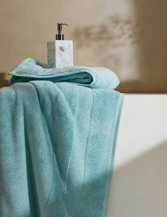 Wrap Up in Luxury: 30% Off Selected Towels at M&S!